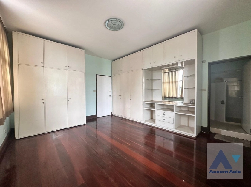 13  3 br House For Rent in Sukhumvit ,Bangkok BTS Thong Lo 2516060