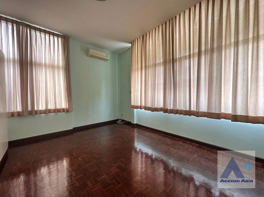 14  3 br House For Rent in Sukhumvit ,Bangkok BTS Thong Lo 2516060