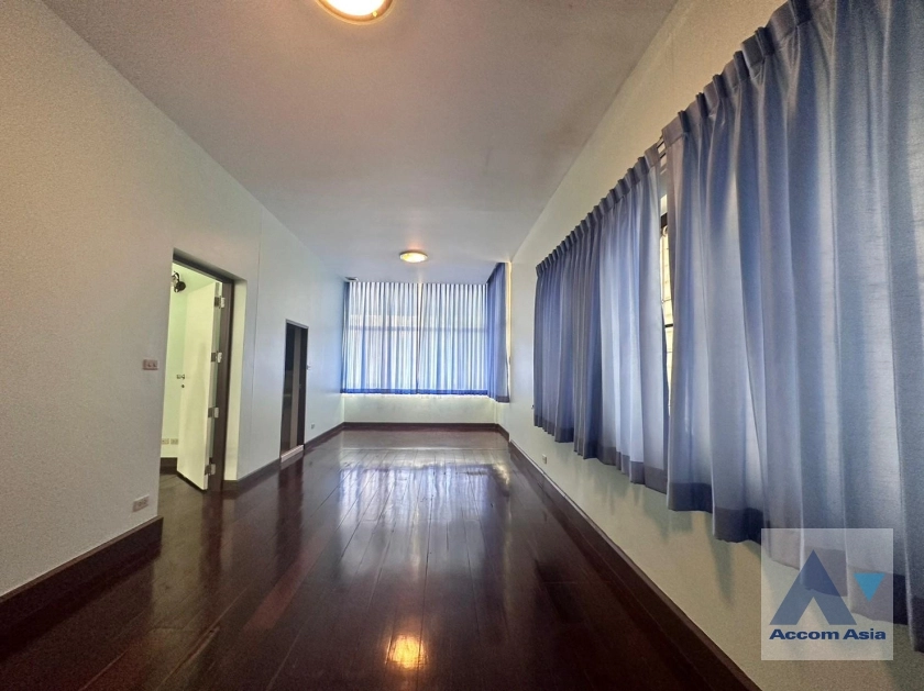 11  3 br House For Rent in Sukhumvit ,Bangkok BTS Thong Lo 2516060