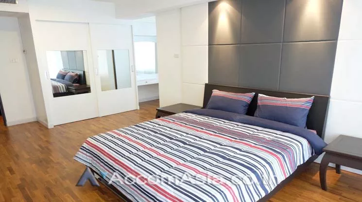 7  3 br Apartment For Rent in Sukhumvit ,Bangkok BTS Asok - MRT Sukhumvit at Family Apartment with Lake View 1416079