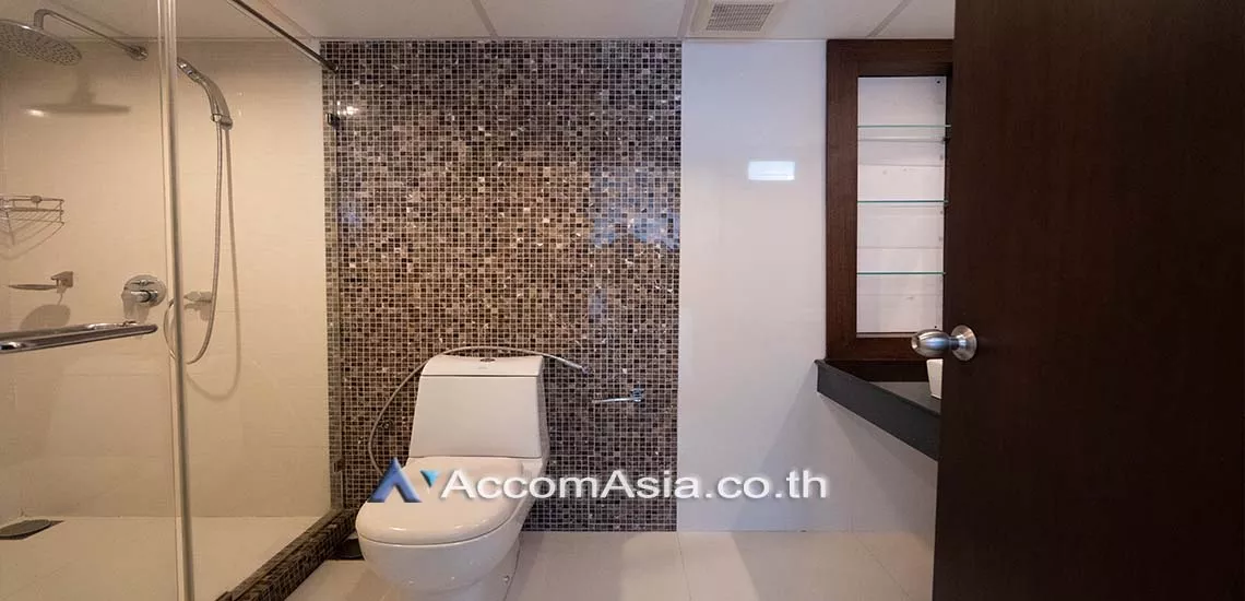9  3 br Apartment For Rent in Sukhumvit ,Bangkok BTS Asok - MRT Sukhumvit at Family Apartment with Lake View 1416080