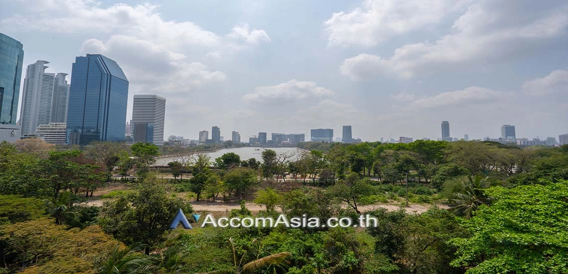 5  3 br Apartment For Rent in Sukhumvit ,Bangkok BTS Asok - MRT Sukhumvit at Family Apartment with Lake View 1416080