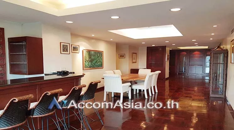 Baan Somthavil Ratchadamri Condominium  3 Bedroom for Sale & Rent BTS Ratchadamri in Ploenchit Bangkok