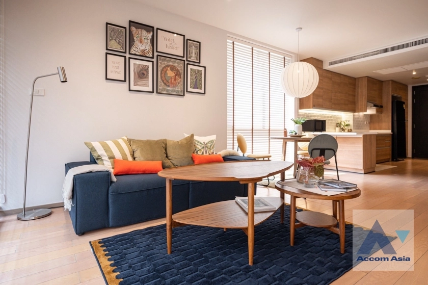 Noble Ambience Sarasin Condominium  2 Bedroom for Sale & Rent BTS Ratchadamri in Ploenchit Bangkok