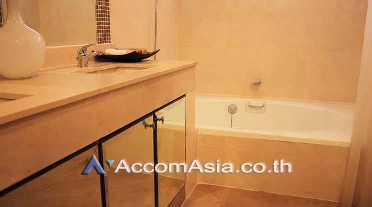 4  3 br Apartment For Rent in Sukhumvit ,Bangkok BTS Asok - MRT Sukhumvit at Perfect for family 1416143