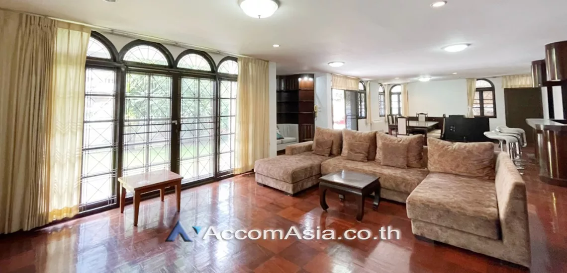 unitHome Office |  4 Bedrooms  House For Rent & Sale in Sukhumvit, Bangkok  near BTS Thong Lo (2316174)