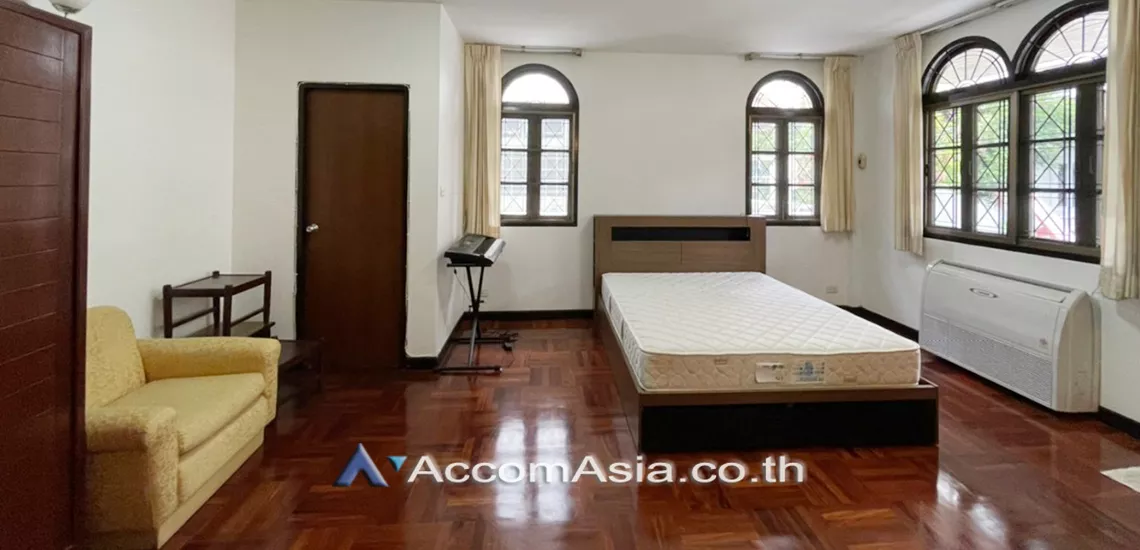 9  4 br House for rent and sale in Sukhumvit ,Bangkok BTS Thong Lo 2316174