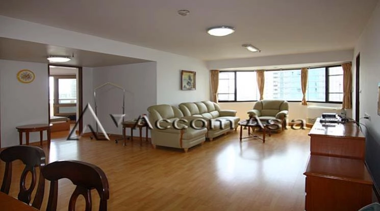  Baan Suan Petch Condominium  3 Bedroom for Rent BTS Phrom Phong in Sukhumvit Bangkok