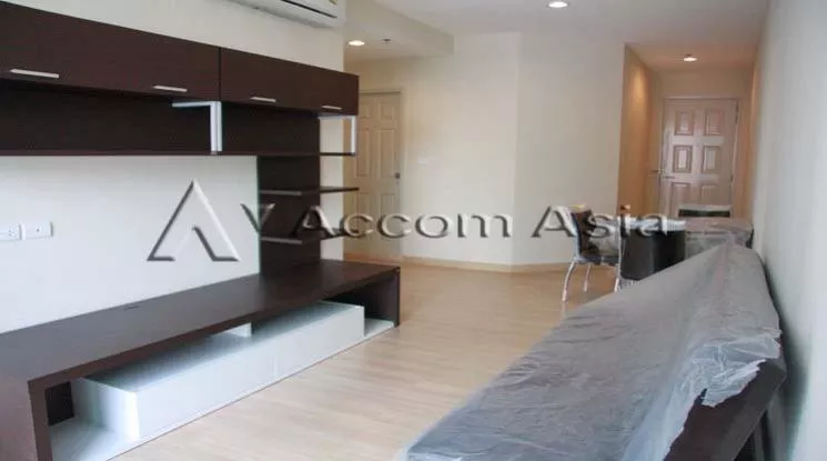 unit 2 Bedrooms  Condominium For Rent & Sale in Silom, Bangkok  near BTS Chong Nonsi (1516201)