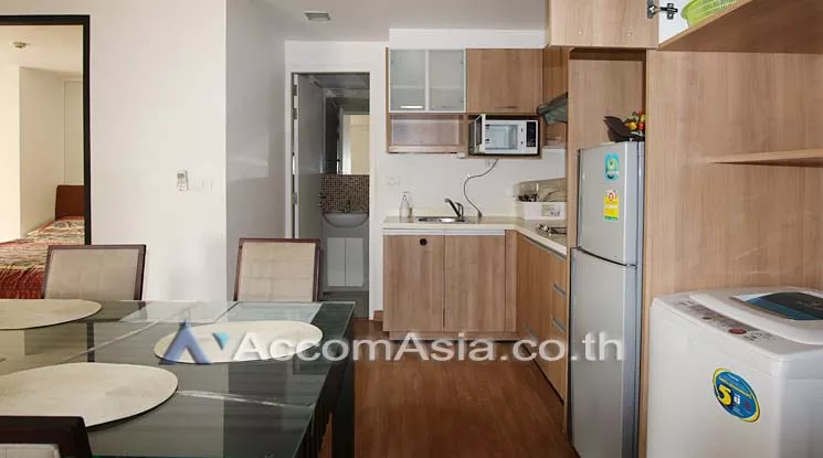 unit 2 Bedrooms  Condominium For Sale in Sukhumvit, Bangkok  near BTS Thong Lo (1516204)