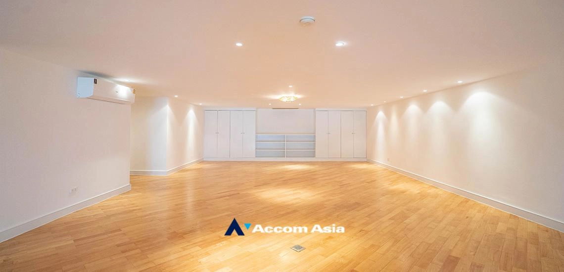 unitPet friendly |  3 Bedrooms  Apartment For Rent in Sukhumvit, Bangkok  near BTS Phrom Phong (1416243)