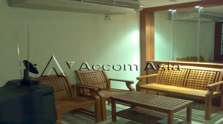 unit 1 Bedroom  Condominium For Rent in Silom, Bangkok  near BTS Surasak (1516309)