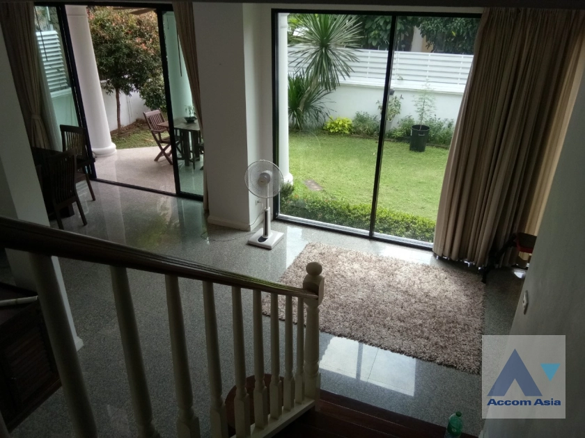  1  4 br House for rent and sale in Pattanakarn ,Bangkok ARL Ban Thap Chang 1816336