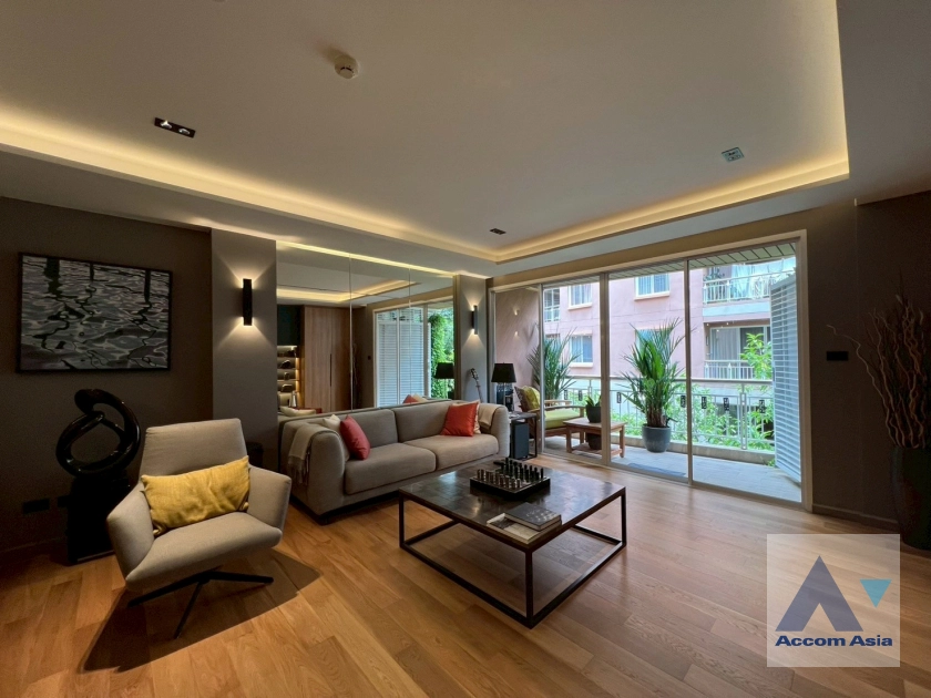 unitCorner Unit |  2 Bedrooms  Condominium For Rent & Sale in Sukhumvit, Bangkok  near BTS Phrom Phong (1516383)