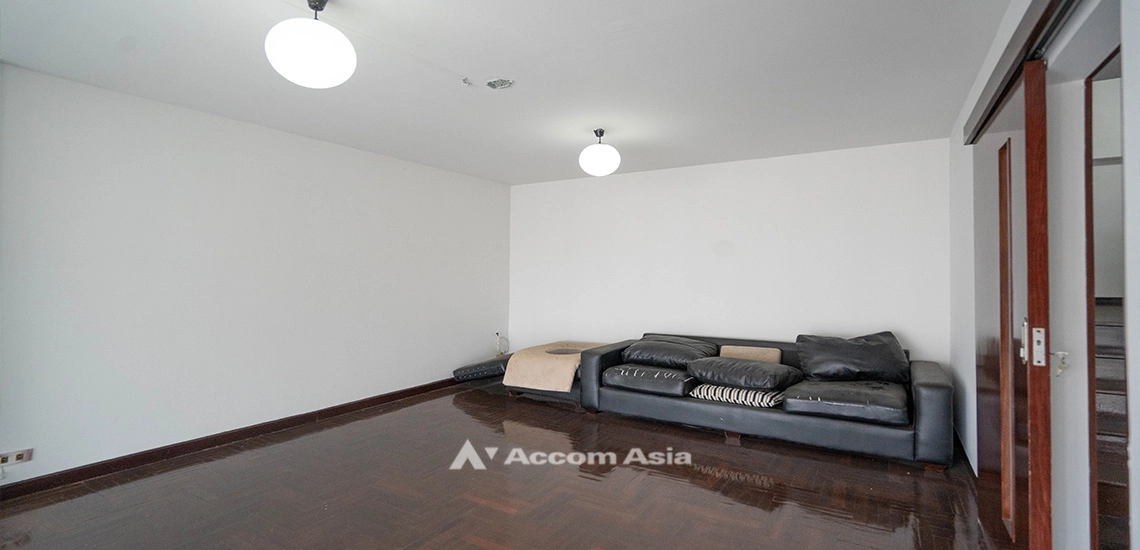 8  4 br Townhouse For Rent in Sukhumvit ,Bangkok BTS Phrom Phong 2516391