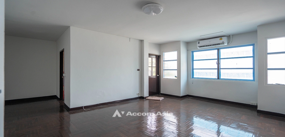 7  4 br Townhouse For Rent in Sukhumvit ,Bangkok BTS Phrom Phong 2516391