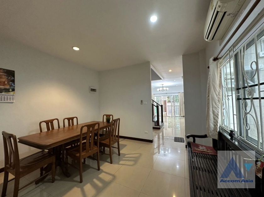 4  4 br Townhouse For Rent in Sathorn ,Bangkok BTS Chong Nonsi - MRT Khlong Toei - BTS Saint Louis 1716404