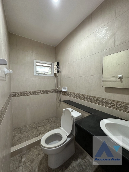 17  4 br Townhouse For Rent in Sathorn ,Bangkok BTS Chong Nonsi - MRT Khlong Toei - BTS Saint Louis 1716404