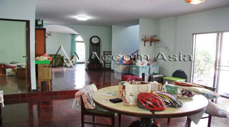 unitHome Office |  3 Bedrooms  House For Rent in Sukhumvit, Bangkok  near BTS Ekkamai (1716407)