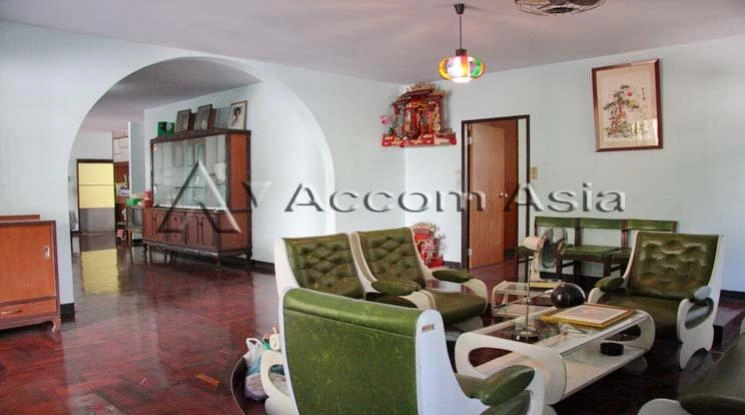 4  3 br House For Rent in Sukhumvit ,Bangkok BTS Ekkamai 1716407