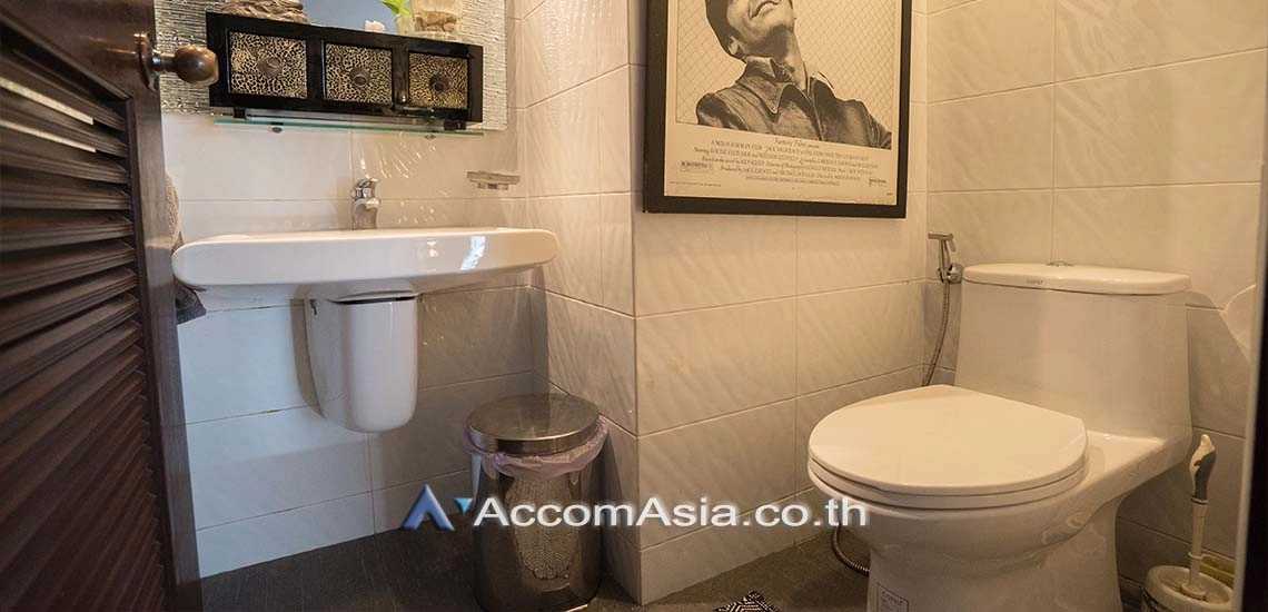 20  5 br House For Rent in Sukhumvit ,Bangkok BTS Ekkamai 90247