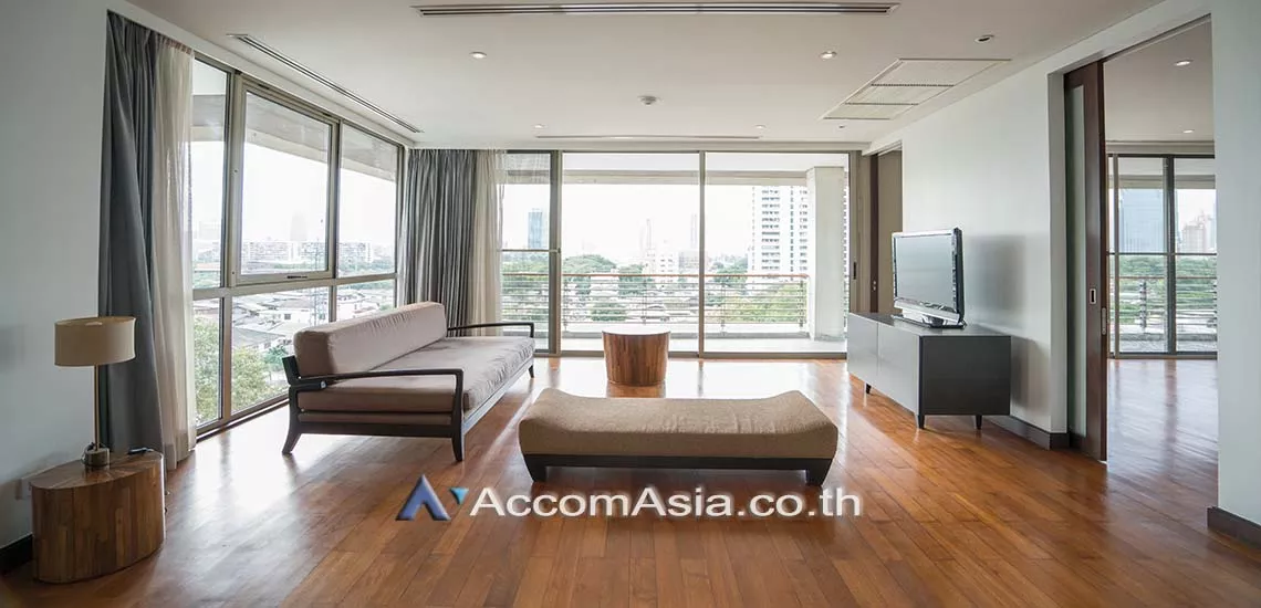 Pet friendly |  2 Bedrooms  Apartment For Rent in Ploenchit, Bangkok  near BTS Ploenchit - MRT Lumphini (10143)