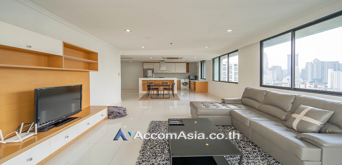  Lake Green Condominium  2 Bedroom for Sale & Rent BTS Nana in Sukhumvit Bangkok