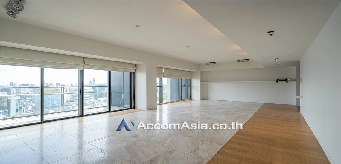 unit 3 Bedrooms  Condominium For Rent in Sathorn, Bangkok  near BTS Chong Nonsi - MRT Lumphini (1516523)
