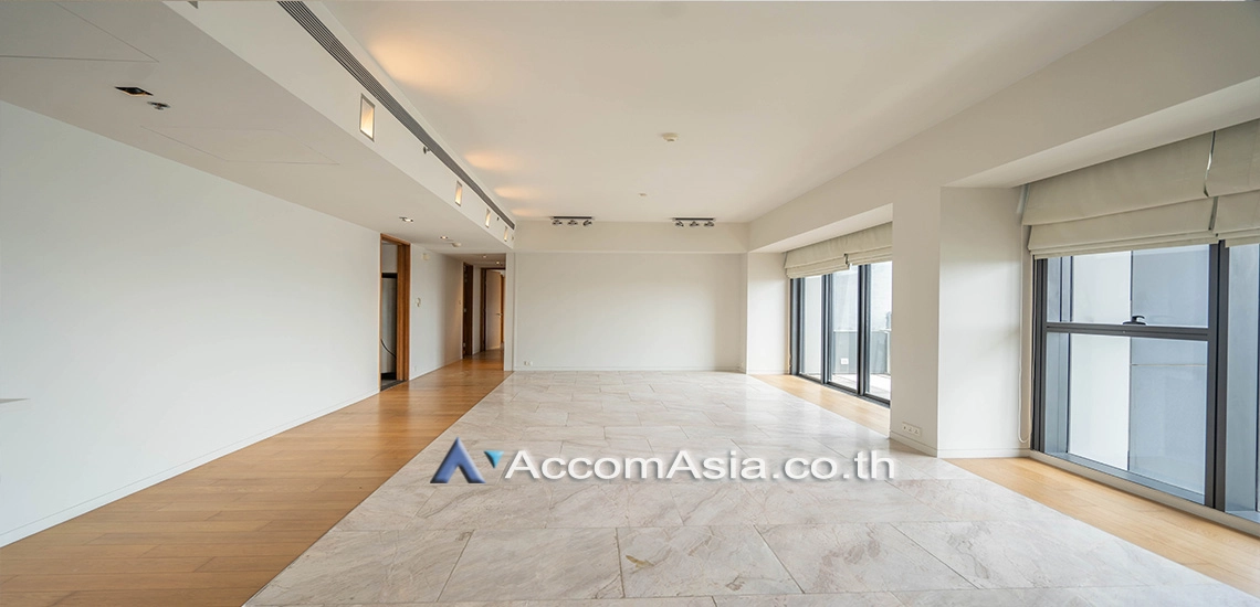 unit 3 Bedrooms  Condominium For Rent in Sathorn, Bangkok  near BTS Chong Nonsi - MRT Lumphini (1516523)