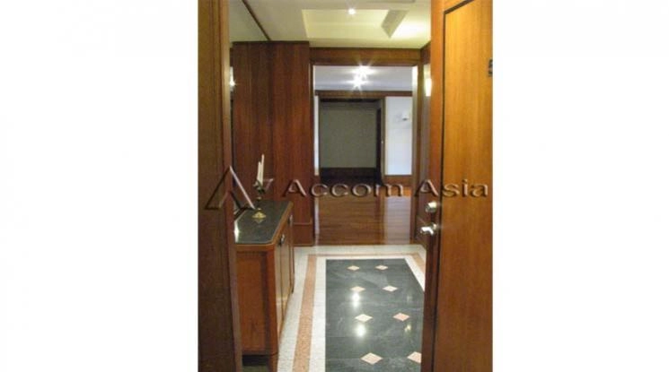  1  3 br Apartment For Rent in Sukhumvit ,Bangkok BTS Nana at Charming view of Sukhumvit 1416528