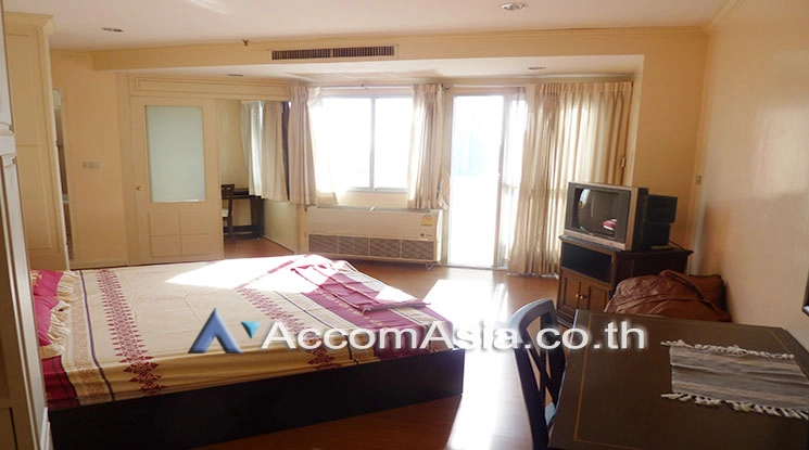 unit 2 Bedrooms  Condominium For Rent & Sale in Ploenchit, Bangkok  near BTS Ploenchit (20675)