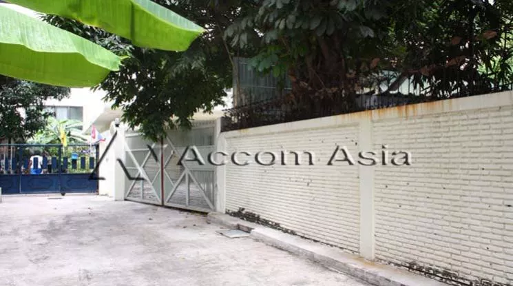 8  5 br House For Sale in Sukhumvit ,Bangkok BTS Nana 2316554