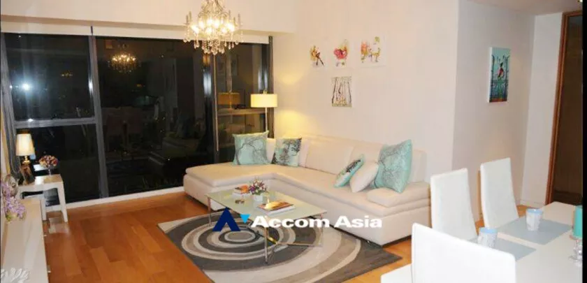 unit 2 Bedrooms  Condominium For Rent & Sale in Sathorn, Bangkok  near BTS Chong Nonsi - MRT Lumphini (1516584)
