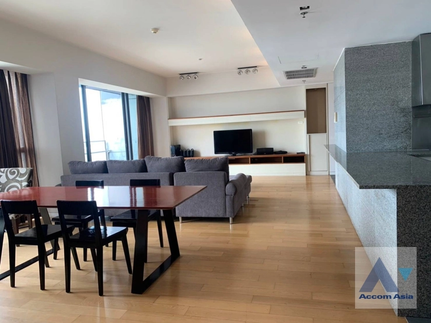 unit Modern condo with city view and full furnishings in Sathorn (1516598)