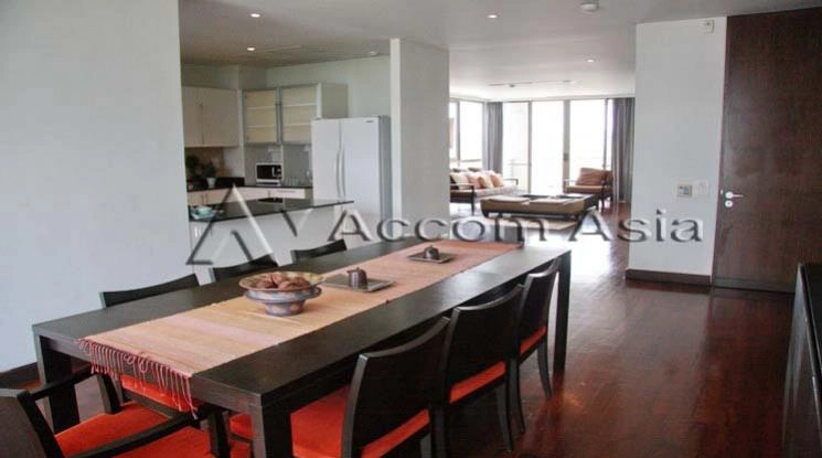 unitPet friendly |  3 Bedrooms  Apartment For Rent in Ploenchit, Bangkok  near BTS Ploenchit - MRT Lumphini (1416607)