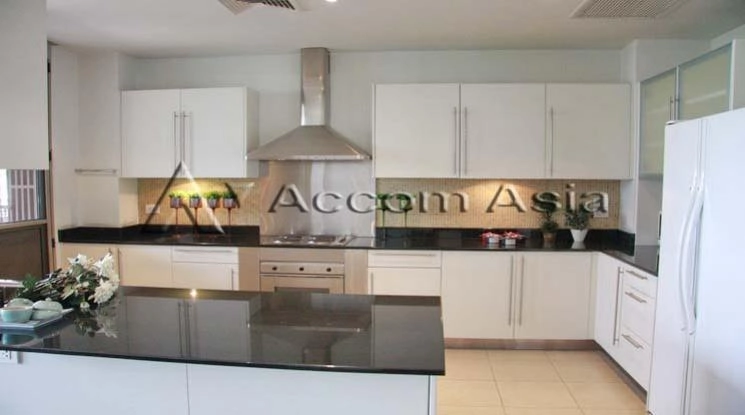 7  3 br Apartment For Rent in Ploenchit ,Bangkok BTS Ploenchit - MRT Lumphini at Modern Retro - 2 Units / floor 1416607