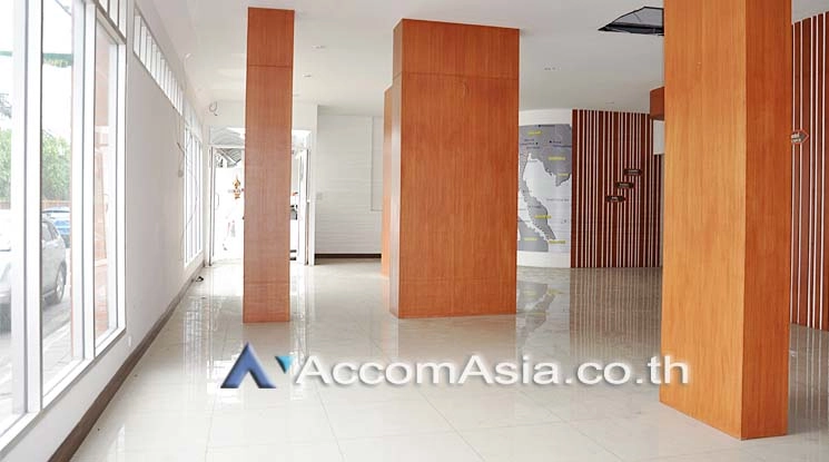  1  14 br House For Rent in Ploenchit ,Bangkok BTS Ploenchit 2516616