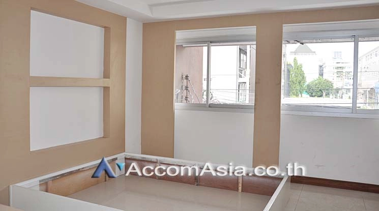6  14 br House For Rent in Ploenchit ,Bangkok BTS Ploenchit 2516616