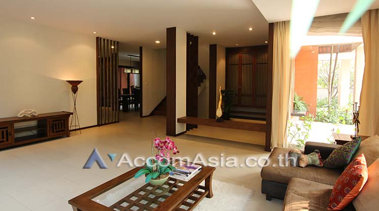  1  5 br House For Rent in Sukhumvit ,Bangkok BTS Thong Lo at Perfect For Family 1816644