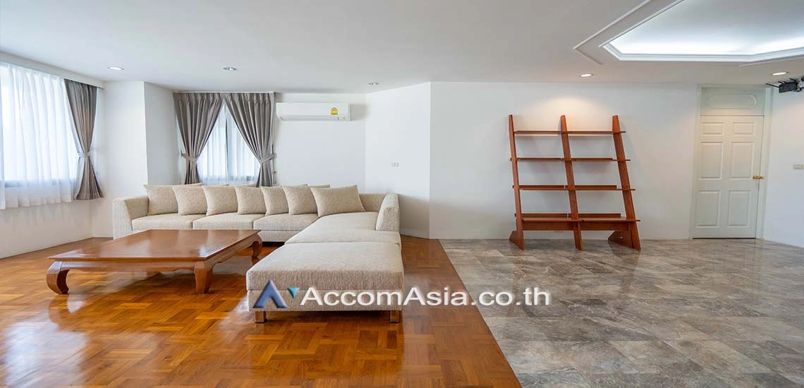 unitPet friendly |  3 Bedrooms  Apartment For Rent in Silom, Bangkok  near BTS Chong Nonsi (1416679)