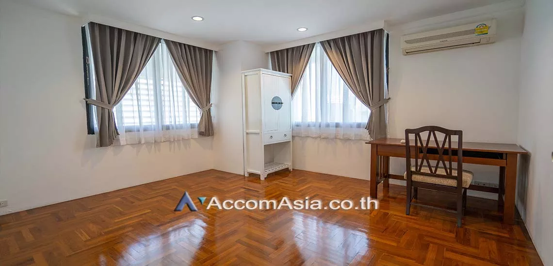 8  3 br Apartment For Rent in Silom ,Bangkok BTS Chong Nonsi at Simply Life 1416679