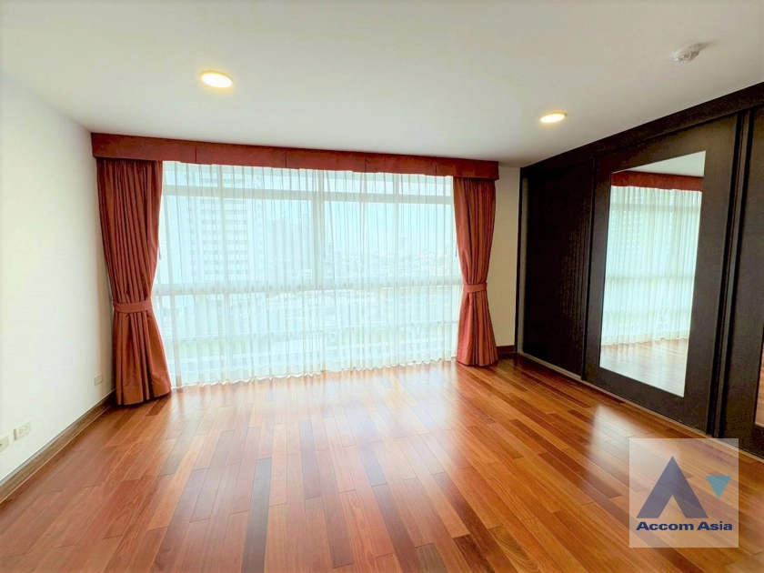 4  3 br Condominium for rent and sale in Sukhumvit ,Bangkok BTS Ekkamai at La Cascade 1516680