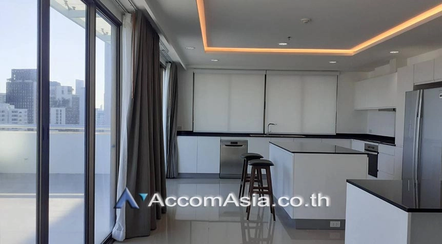 7  4 br Apartment For Rent in Sukhumvit ,Bangkok BTS Phrom Phong at Cosy and perfect for family 20684