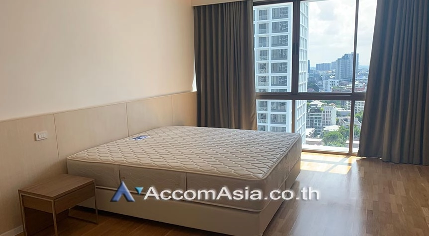 15  4 br Apartment For Rent in Sukhumvit ,Bangkok BTS Phrom Phong at Cosy and perfect for family 20684