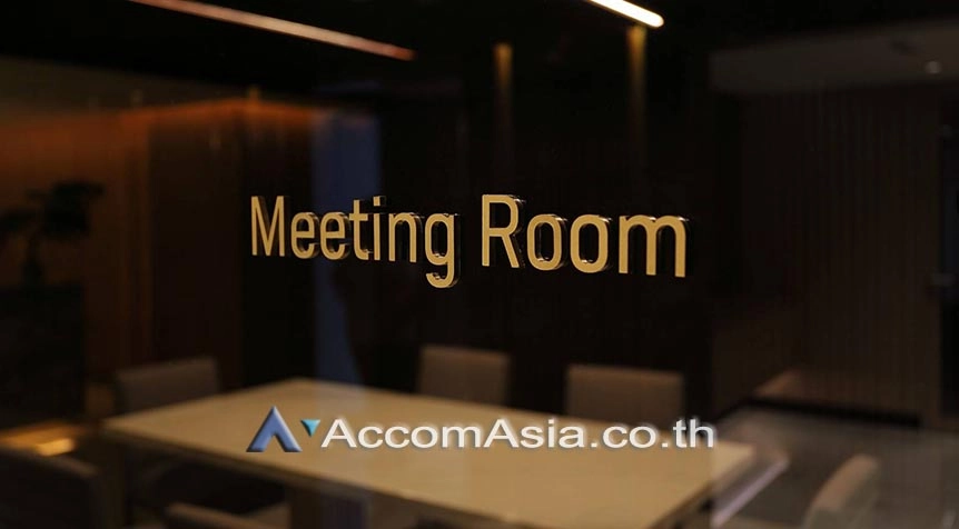 32  4 br Apartment For Rent in Sukhumvit ,Bangkok BTS Phrom Phong at High-Rise Serviced Apartment Near The Em District 20684