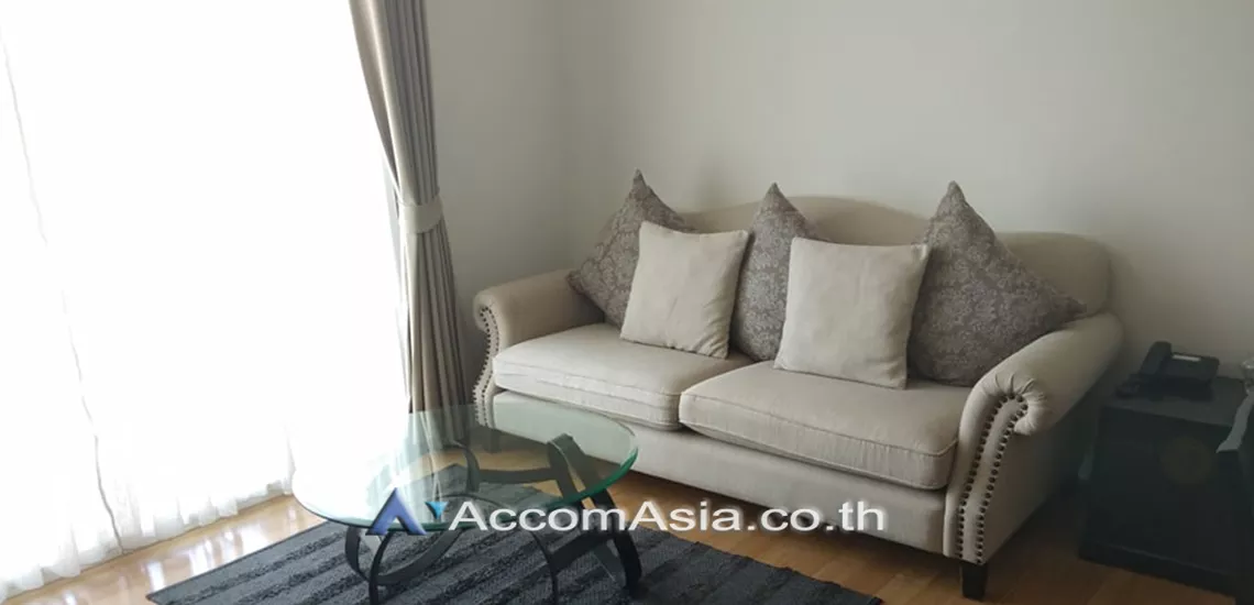 unit 1 Bedroom  Condominium For Rent in Sukhumvit, Bangkok  near BTS Phrom Phong (1516711)