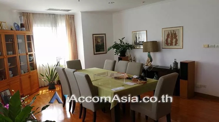  3 Bedrooms  Apartment For Rent in Sathorn, Bangkok  near BRT Technic Krungthep (1516766)