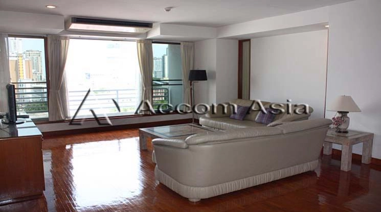 unit 3 Bedrooms  Apartment For Rent in Sukhumvit, Bangkok  near BTS Thong Lo (1416777)
