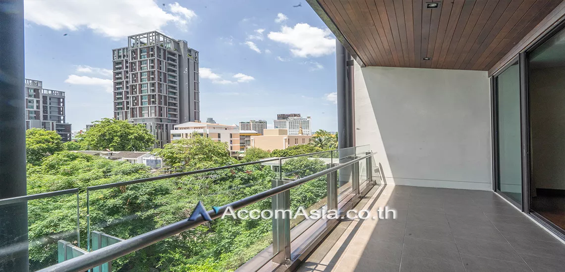 Big Balcony |  2 Bedrooms  Apartment For Rent in Sukhumvit, Bangkok  near BTS Ekkamai (1416784)