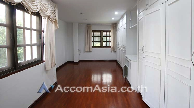 9  3 br House For Rent in Sukhumvit ,Bangkok BTS Phrom Phong 1716799
